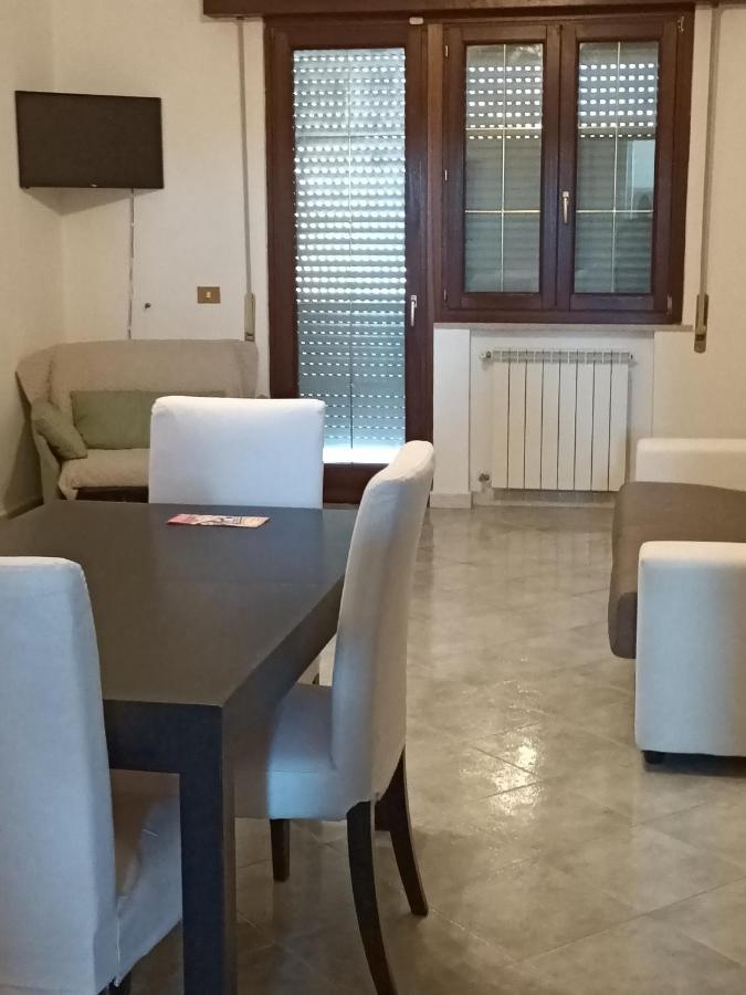 Appartamenti Speedy Fiumicino Esterno foto